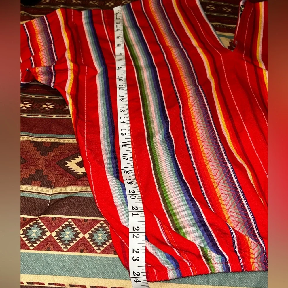 L&B Serape Top Size Large - Picture 4 of 6